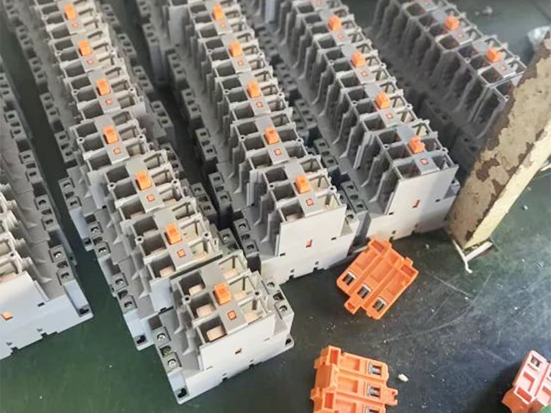 GMC-85 AC Magnetic Contactor 3P 135A 45KW 2NO+2NC